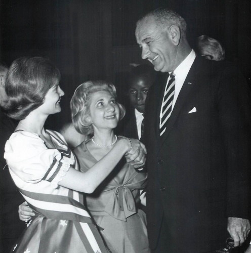 Sylvia W. Kauders presents Philadelphia&amp;#39;s Miss Liberty Belle to President Lyndon B. Johnson